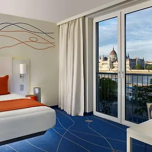 Park Plaza Hotell
