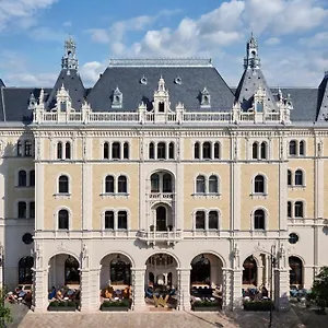W Hotell